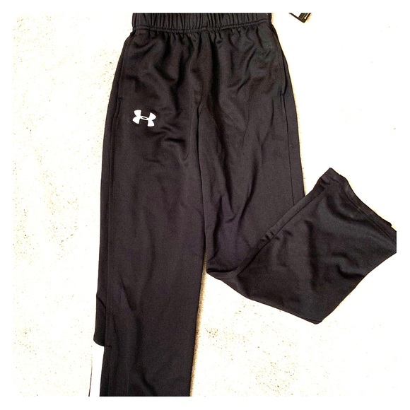 NWT UA Youth Track Pants, Size Small - Picture 1 of 4